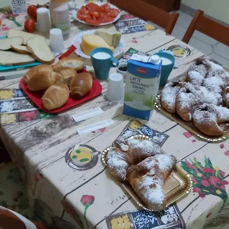 Casa Sea Etna Di Enza Bed & Breakfast