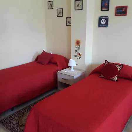 Bed & Breakfast Casa Sea Etna Di Enza 3*